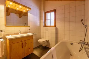 Chalet Coucou Luxury 10 pax Chalet with incredible views and garage - Image 2
