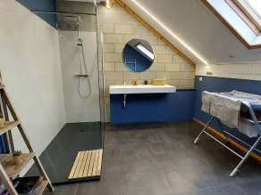 Rustic Holiday Home with Sauna & Hot Tub in Wooded Area - Image 3
