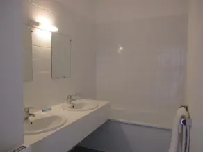 Gîte rénové au Château d'Avrilly, 3 chambres, animaux acceptés, wifi à Trévol - Image 2