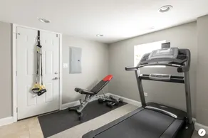 Beautiful Berwyn Bungalow Close to Downtown Chicago - Image 3