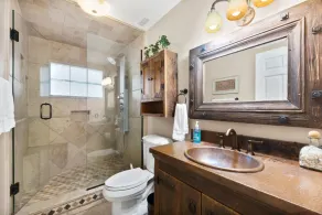Tropical Resort Style Retreat w/ Pool House 4BR, 3 Bath - Image 5