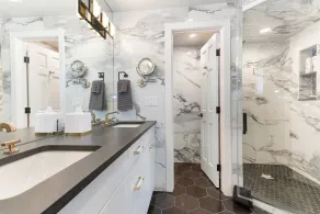 Luxury Arrowhead Home with A/C - Private Hot Tub, Game Room, Beautifully Remodeled - Image 5