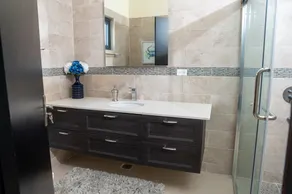 Trendy vacation home-5 mins from Ocho Rios - Image 2