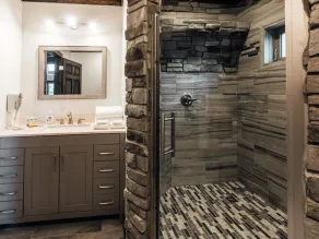 The Wanderlust Cabin - Image 2