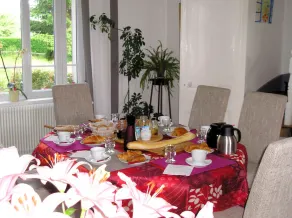 Aux Chambres du Roy - Image 2