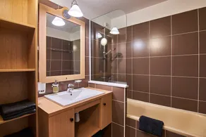 Appartement \"Appartement Alpe D' Huez\" avec vue sur les montagnes, balcon et Wi-Fi. - Image 3