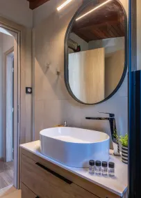 Luxury Garden Villa - Elegant rural retreat, heated pool - Image 2