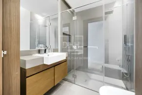 Driven Holiday Homes - City Walk 22 - Image 5