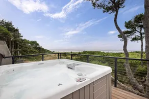 Breathtaking Beach Views, Pet Friendly, Huge Deck w/ Hot Tub, Private Fire-Pit, Steps From Ocean - Image 4