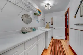 One of a kind gem- 2 rental units on 1.2 lakefront acres ideal for 2 families  - Image 4