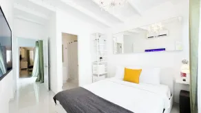 Comfortable and Elegant Aibonito Hotel / FREE PARKING & WIFI / GOOD AREA - 206 - Image 2