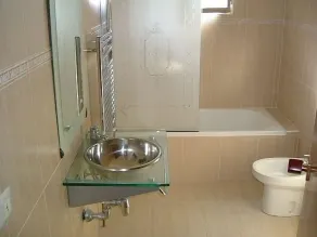 Villa med 7 soveværelser med privat pool og private tennisbaner - Image 3