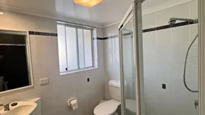 Beachview Apartment 1 - Bring your own linen - Image 3