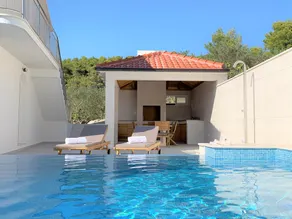 Villa Green Bay - Beachfront Villa with Private Pool - Image 4