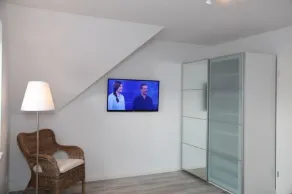 Schönes Reihenmittelhaus mit Wasserzugang - Image 2
