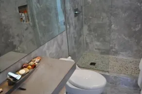 Caribbean Penthouse- Front Beach, Roof Pool, 8 max, 2 bed/2 bath, Generator - Image 5