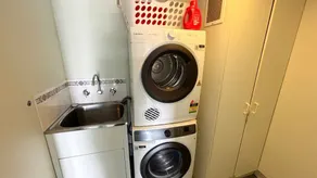 Beachview Apartment 1 - Bring your own linen - Image 2