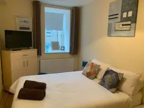 Ulverston Town Centre modern apartment - Image 4