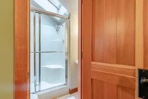 Close-Country Retreat - Image 2