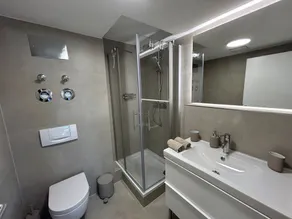Appartamento 'Olivia' con vista sul lago, giardino in comune e Wi-Fi - Image 2