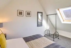 Host & Stay - King's Corner - Image 5