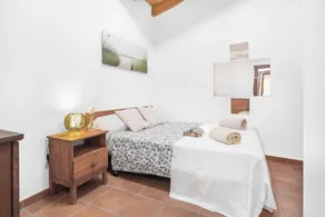 Casa de vacaciones con aire acondicionado, piscina, terraza, vistas a la montaña y Wi-Fi - Image 4
