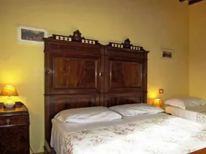 VILLA CASOLARE Villa mit 4 Schlafzimmern und Panoramapool in der Nähe von Perugia Gubbio Assis - Image 5