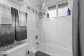 Modern culinary kitchen, Luxury, Cozy Home & Pet-Friendly! - Image 3