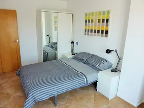 SUPERBE MAISON DE 3 CHAMBRES. VUES SUR LA MER, NR BEACH, PISCINE, AIR CON, WiFi GRATUIT, NETFLIX ... - Image 4