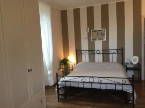 Fantastisk udsigt over søen fra et koseligt lejlighed - Image 5