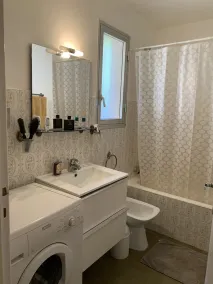 Appartement provençal avec terrasse & jardin privatif - vue \"échappée mer\" - Image 2