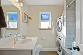 Charming Pet Friendly Home near Downtown Bozeman - Image 3