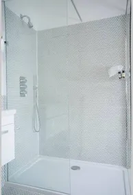 Beautiful 1 bedroom apartment in Chelsea with terrace - Image 3