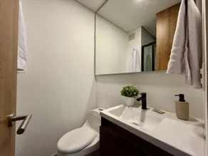 Urban Chico by Weeki - Image 5