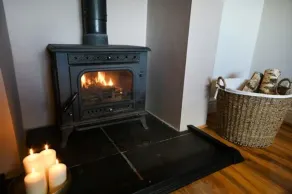 Pomeroy Cottage - In the heart of The Peak District - Image 2