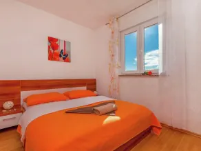 Tranquil Apartment in Dramalj with Hot Tub - Image 5