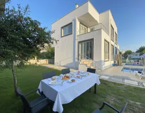 AirPort Lodge dalaman - Image 2