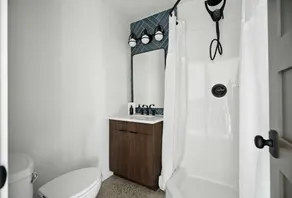 5BR at The Adelynn - Luxury Build - Walk to All - Image 4