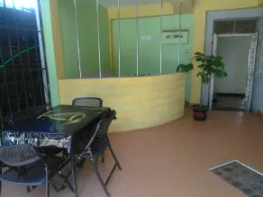 Robert's Village Inn - Image 3