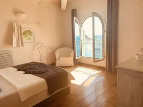 Rare casa Waterfront Excepcional - Image 4