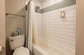 Spacious 5 Bedroom - Sleeps 14 - Nintendo/Foosball/Games - Image 4