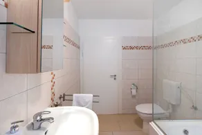 Apartment 'Heikes Ferienwohnung' with Balcony and Wi-Fi - Image 4