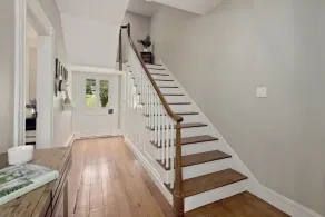 Shiloh, Shiloh Renovated Farm House in Purcellville - Image 2