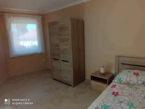 Studio for 2 people with air conditioning in city centre - Image 4