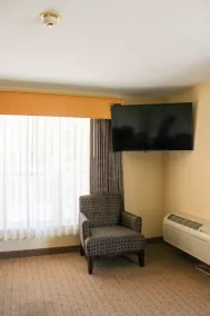 Marblehead Suite at Kelley's Island Venture Resort - Image 4