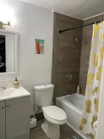 Remodeled 2bdr condo in the heart of Waimea town -15min drive from Beach - Image 2