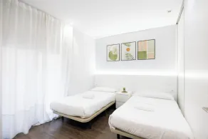 Apartamentos Turísticos Metrópolis - Image 4