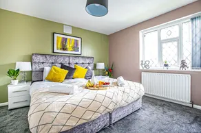 🌟Central House w/ Free Parking, SmartTV & Netflix🌟 - Image 4