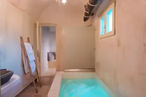 Luxury Villas Hariton – Private 1BR Villa with Rooftop Pool in Santorini - Image 2