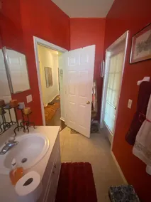 Three bedrooms, full kitchen, clean, quiet and relaxing. - Image 2